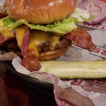 Four Winds Casino South Bend - BBQ Bacon Cheeseburger - Casinos Near Me - South Bend, Indiana Four Winds Casino South Bend - BBQ Bacon Cheeseburger - Casinos Near Me - South Bend, Indiana