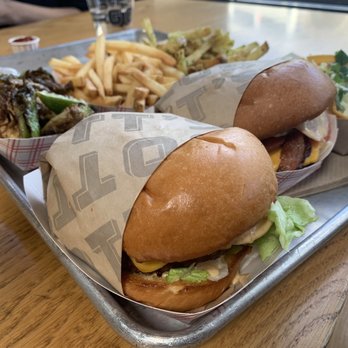 Gott's Roadside - Salad Near Me - Walnut Creek, California