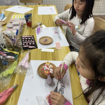 Crafty Me - My kids love this new place!! - Art Classes Near Me - Brisbane, California