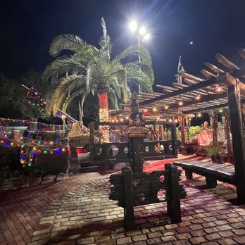Pirate's Cove - Photo opportunity with pirate treasures - Mini Golf Near Me - Orlando, Florida