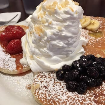 Eggs 'n Things - Pancake sampler 3 pancakes are my limit so this was perfect. 5 pancakes which is a regular order is too much for me. - Breakfast & Brunch Near Me - Honolulu, Hawaii