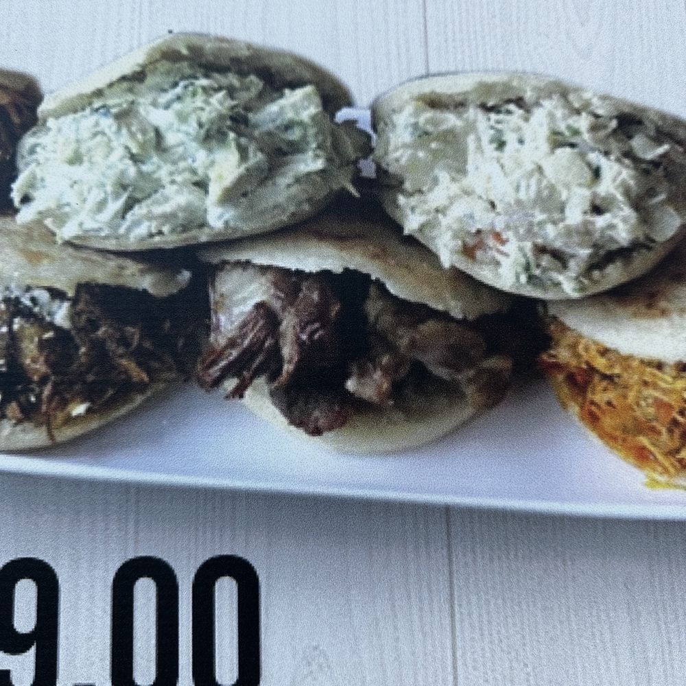 Pabellon Arepa Domino Arepa Vegetarian Arepa