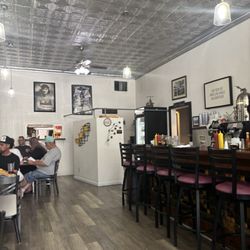 Side Track Restaurant