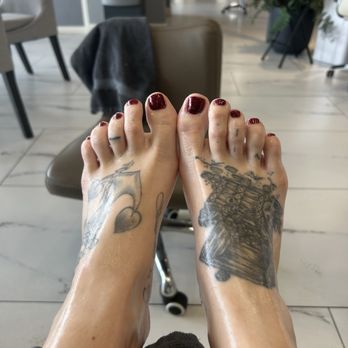 Venice Nail Studio - Pedicure by Lily - Nail Salons Near Me - Citrus Heights, California