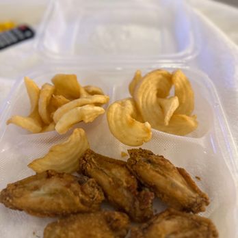 Oohh's & Aahh's - Chicken Wings (5pcs) - Soul Food Near Me - Washington, DC, District of Columbia