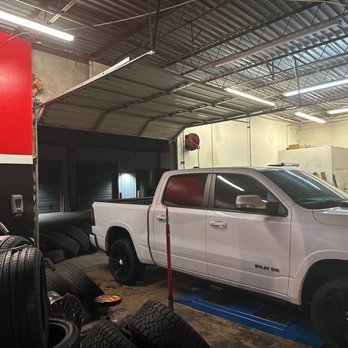 RAW Wheels & Tires - Tires Near Me - Austin, Texas RAW Wheels & Tires - Tires Near Me - Austin, Texas
