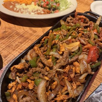 El Patron - Chicken and steak fajitas - Mexican Near Me - Holland, Michigan