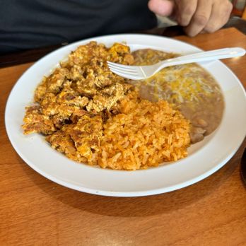 Esteban's Family Tacos - Chorizo plate - Mexican Near Me - Fullerton, California Esteban's Family Tacos - Chorizo plate - Mexican Near Me - Fullerton, California