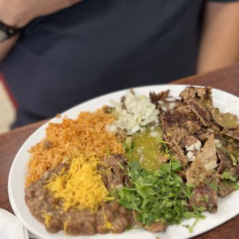 Tacos Los Reyes - Carne Asada Plate - Mexican Near Me - Orange, California Tacos Los Reyes - Carne Asada Plate - Mexican Near Me - Orange, California