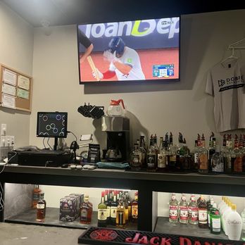 Dobre Brewhouse - Sitting at the bat watching the Mariners. - Burgers Near Me - Beach, North Dakota Dobre Brewhouse - Sitting at the bat watching the Mariners. - Burgers Near Me - Beach, North Dakota