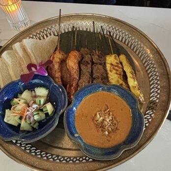 Osha Thai - Appetizer platter - Thai Near Me - San Francisco, California