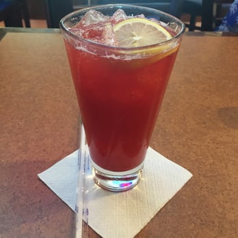 TGI Fridays - Raspberry Ice Tea - Sports Bars Near Me - Cancún, ROO