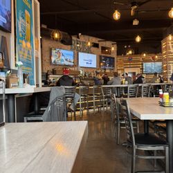 Riverside Pizza & Pub