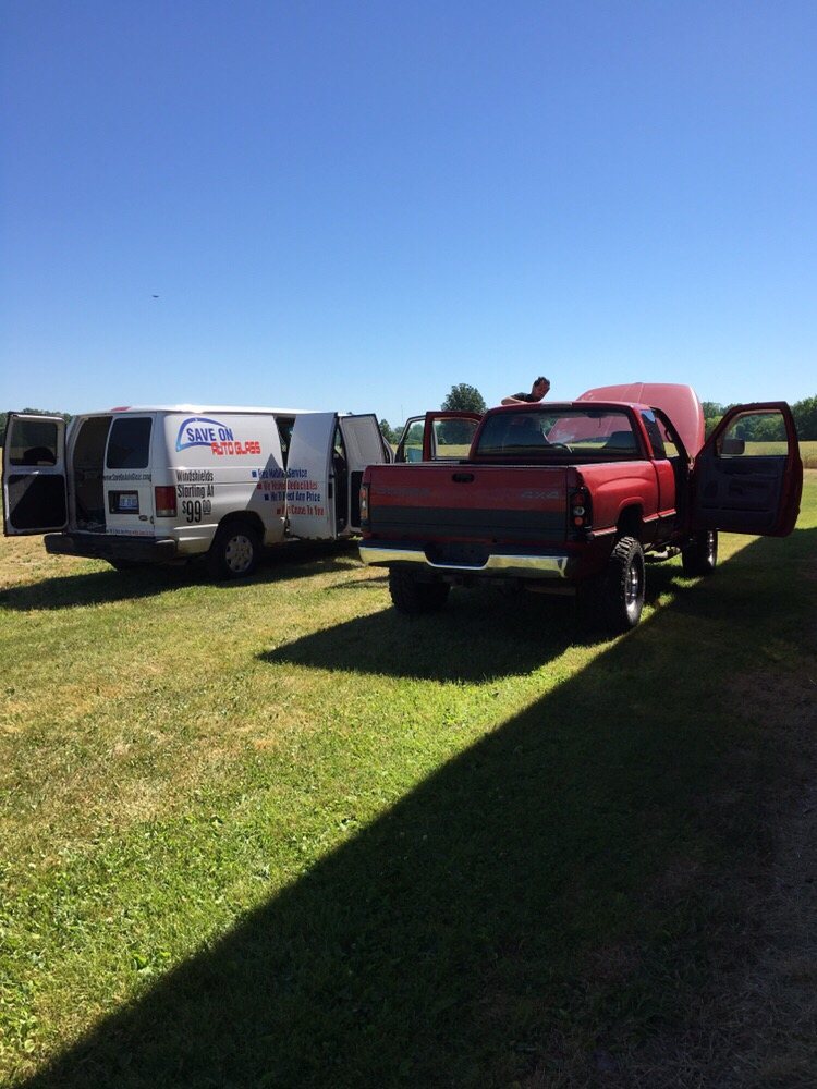 SAVE ON AUTO GLASS Updated August 2024 402 W Silver Lake Rd, Fenton