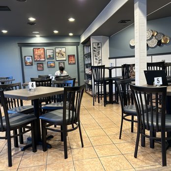 Fairfield Falafel House - the dining area - Halal Near Me - Fairfield, New Jersey Fairfield Falafel House - the dining area - Halal Near Me - Fairfield, New Jersey