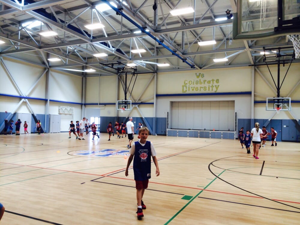 HAMILTON COMMUNITY GYMNASIUM Updated August 2024 203 El Bonito Dr