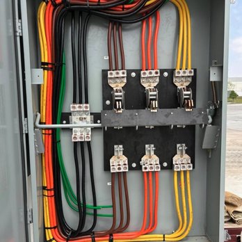 Exceed Electrical Solutions - Panel Boxes - Electricians Near Me - Farmers Branch, Texas Exceed Electrical Solutions - Panel Boxes - Electricians Near Me - Farmers Branch, Texas