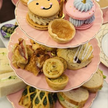 Mocatinas - Tea stand - Desserts Near Me - Leesburg, Virginia