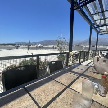 Maniac-Mikes Cafe - New American Near Me - Upland, California