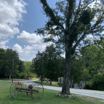 Stepping Stone Ranch - Outside - Horseback Riding Near Me - Richmond, Kentucky Stepping Stone Ranch - Outside - Horseback Riding Near Me - Richmond, Kentucky