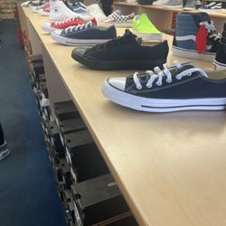 Aurora Shoe Outlet