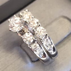Las Joyas 14k.925 - Diamond 14k White Gold Wedding Set