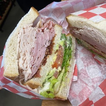 Dudley's Bakery - Delis Near Me - Santa Ysabel, California