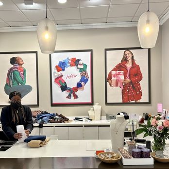 LOFT - The counter where you purchase items. - Women's Clothing Near Me - Gaithersburg, Maryland