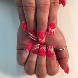 Liv Nail Salon