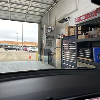 Xpress State Inspection - Service bay - Car Inspectors Near Me - Plano, Texas