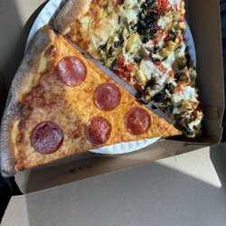 Chef Paolino Cafe - Pepperoni and Veggie Pizza-Yummy