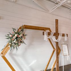 Betsey’s Bouquets
