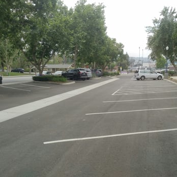 Suzanne Park - Parking area. - Parks Near Me - Walnut, California