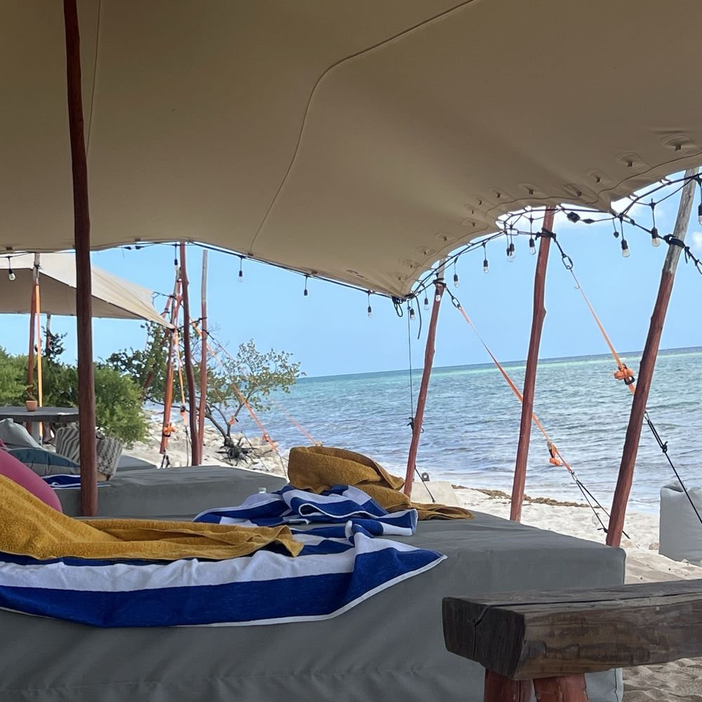 Cancun Adventures - Beach beds - Tours Near Me - Playa del Carmen, ROO Cancun Adventures - Beach beds - Tours Near Me - Playa del Carmen, ROO