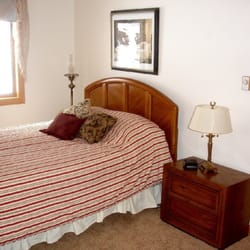 Vacation Rental - Its Time To Enjoy the Rockies - Queen BR2