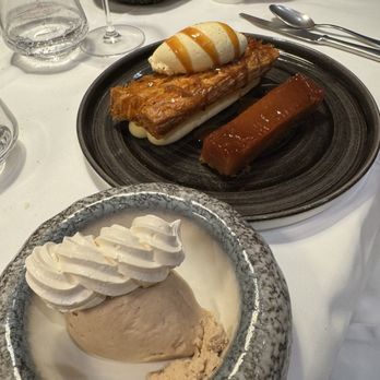 Chez Philippe - Hazelnut ice cream and Apple dessert - Barbeque Near Me - Geneva, GE Chez Philippe - Hazelnut ice cream and Apple dessert - Barbeque Near Me - Geneva, GE