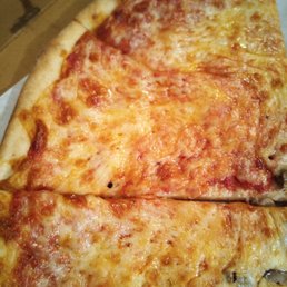 Worst pizza ever !!