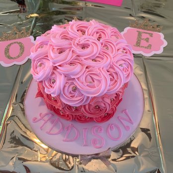 Lizzie's Cake Couture - One year old smash cake - Desserts Near Me Lizzie's Cake Couture - One year old smash cake - Desserts Near Me