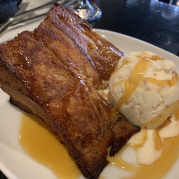 S/T Hooligan's - Caramel Bread Pudding - Cajun/Creole Near Me - Seattle, Washington