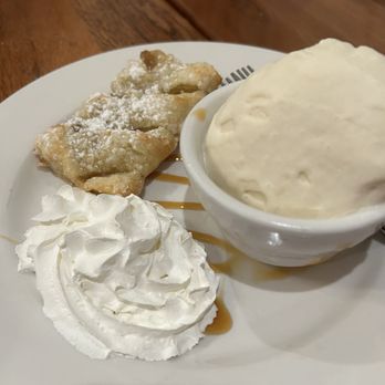 Altdorf Biergarten - Apple strudel - German Near Me - Fredericksburg, Texas Altdorf Biergarten - Apple strudel - German Near Me - Fredericksburg, Texas
