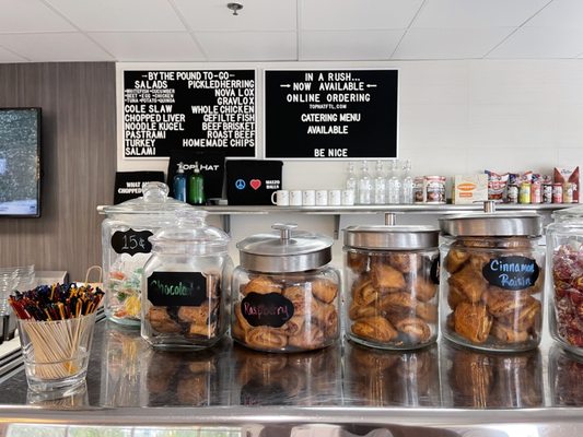 Top Hat Deli by null