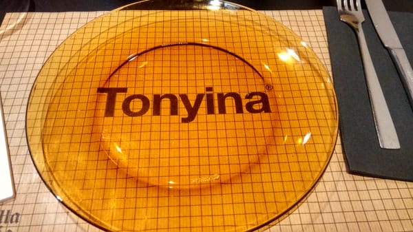 Bar Tonyina by null