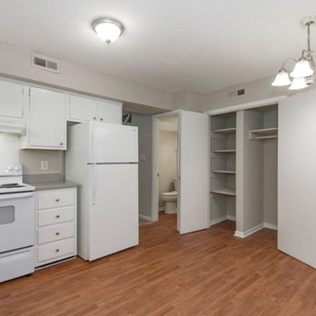 Tryon Village - Town Home Pantry Area - Apartments Near Me - Raleigh, North Carolina