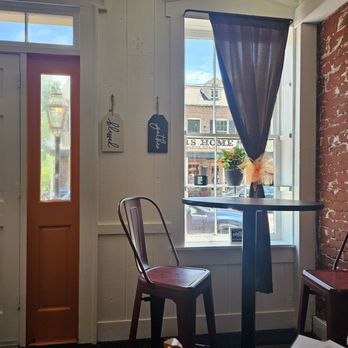 The Wine Cafe - Inside dining area - Wine Bars Near Me - Saint Charles, Missouri