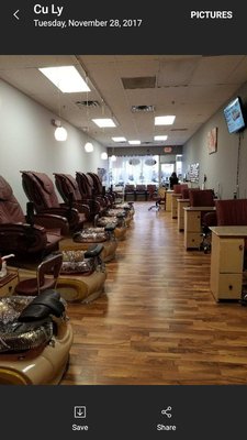 AT Nails by null