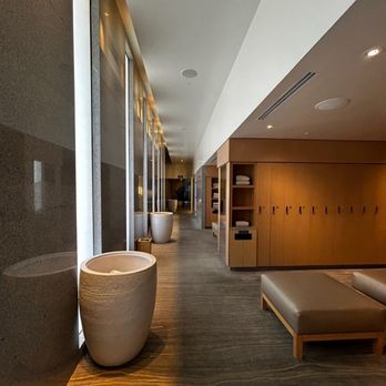 ARIA Spa & Salon - Locker room - Hair Salons Near Me - Las Vegas, Nevada