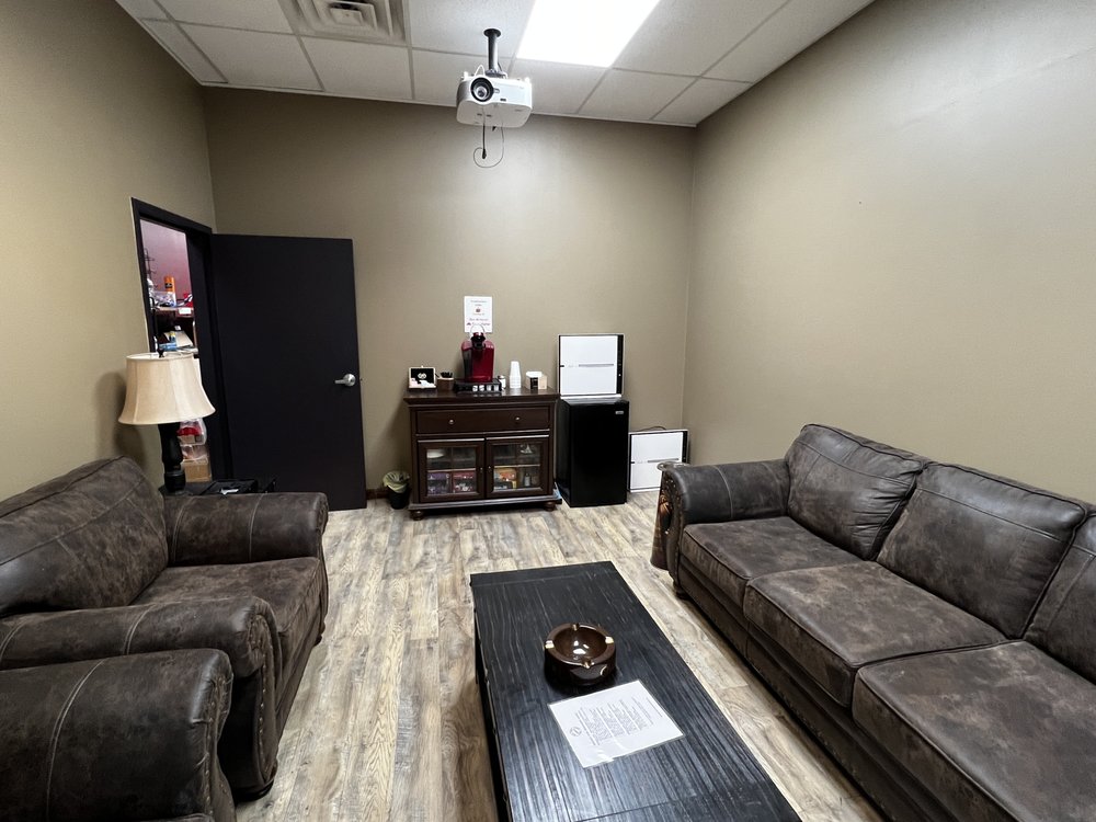 Iron Horse Cigar Lounge