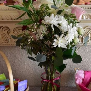Detailed Floral Design - Floral Designers Near Me Detailed Floral Design - Floral Designers Near Me