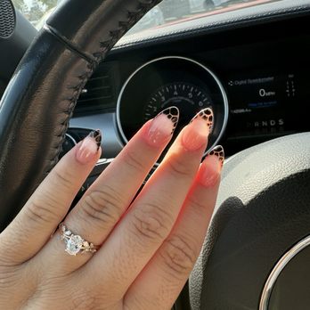 Venetian Nail Spa - Tortoise shell french tip - Nail Salons Near Me - Modesto, California Venetian Nail Spa - Tortoise shell french tip - Nail Salons Near Me - Modesto, California