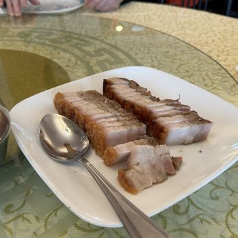 Yan Zi Lou - Roast BBQ Pork. - Chinese Near Me - Portland, Oregon